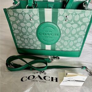 Coach Dempsey Carryall In Green Signature Jacquard